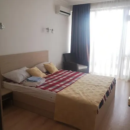 Private Apartment In Complex Caprice 스베티 블라스